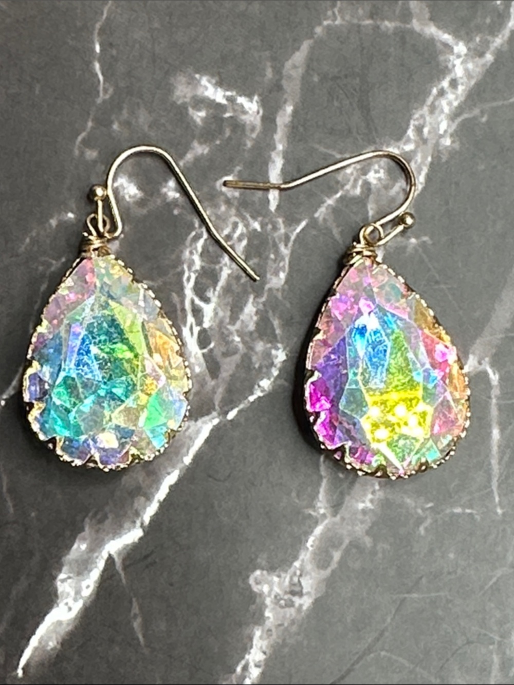 AN Teardrop Glass Dangle Earrings - Multi